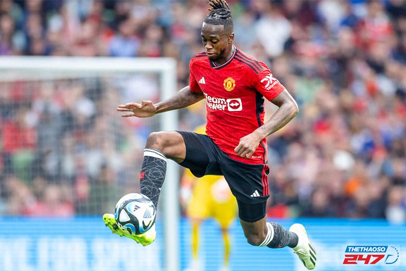 manchester-united-chuan-bi-chia-tay-hau-ve-mac-loi-aaron-wan-bissaka