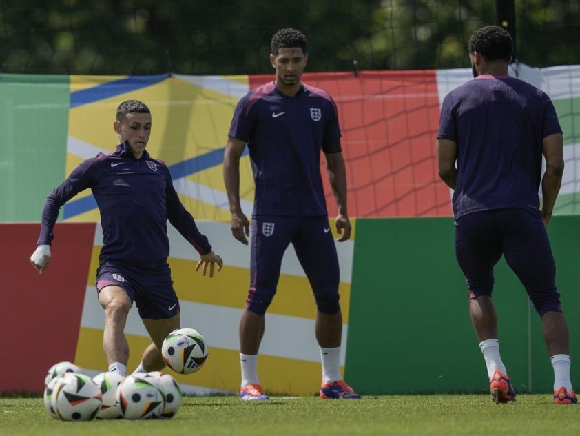 Cập Nhật Euro 2024: Tổ Trọng Tài Bị Sa Thải, Phil Foden Trở Lại, Georgia Nhận Thưởng Khủng