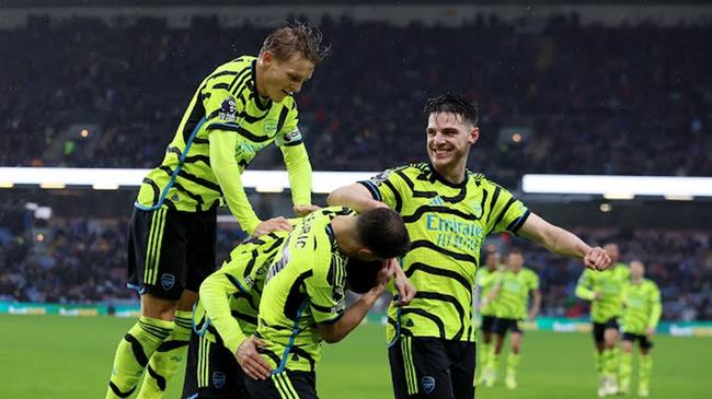 Nhận định Porto vs Arsenal (03h00 ngày 22/2): Tự tin đến “hang rồng”