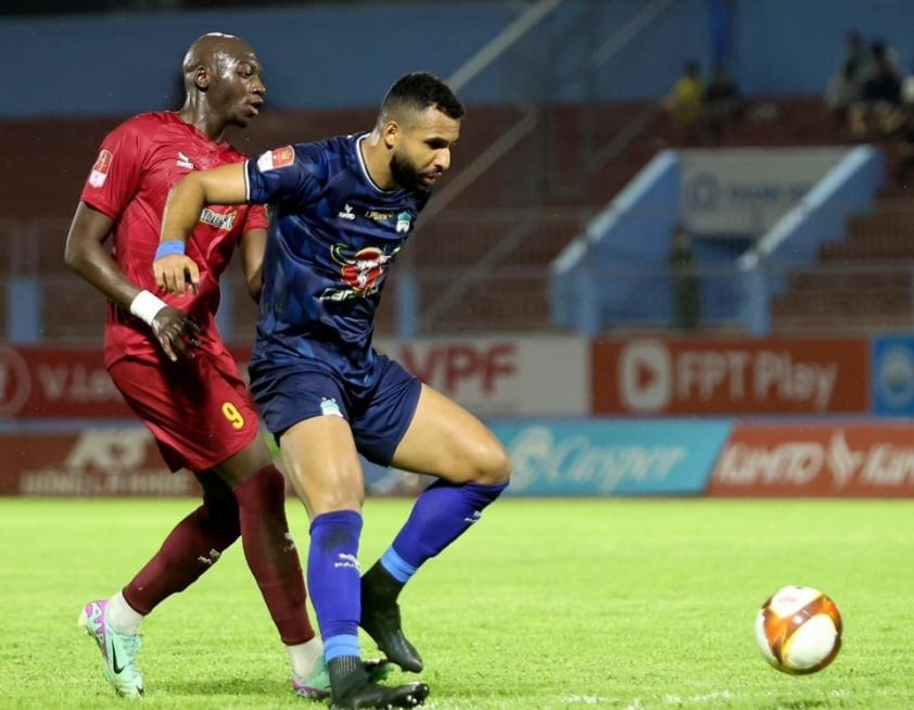 CLB Khánh Hòa gỡ rối án phạt FIFA, giải trình lý do chậm trả lương tiền đạo ngoại binh