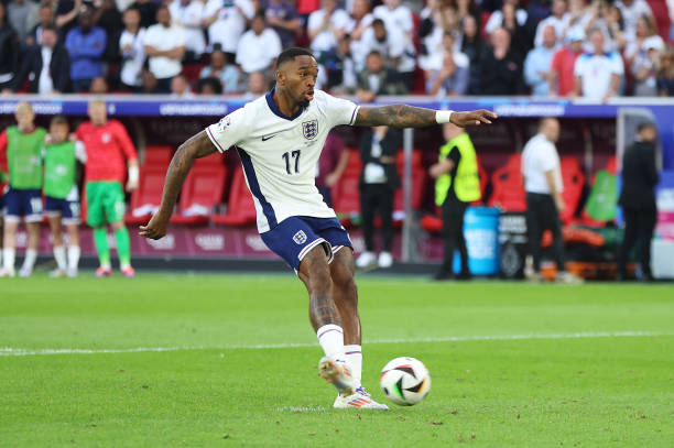 Manchester United từ chối mục tiêu chuyển nhượng Ivan Toney
