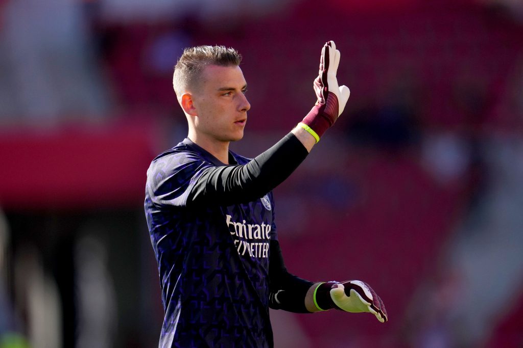 Lunin chốt tương lai với Real Madrid