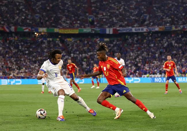 Kyle Walker e ngại tốc độ đáng sợ của Nico Williams, hậu vệ Tây Ban Nha