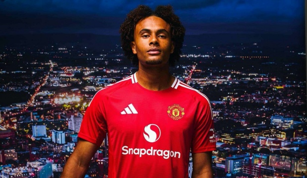 Man United cân nhắc theo đuổi thêm tiền đạo dù đã ký hợp đồng với Joshua Zirkzee