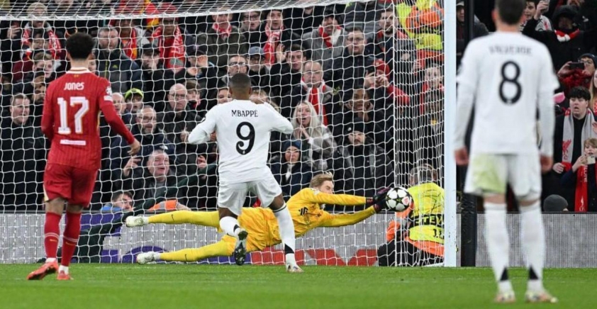 Mbappe hứng chỉ trích, đồng đội và cựu sao Real Madrid lên tiếng bảo vệ
