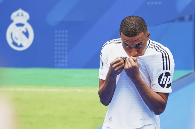 Mbappe chuẩn bị tỏa sáng cùng Vinicius và Rodrygo tại Real Madrid