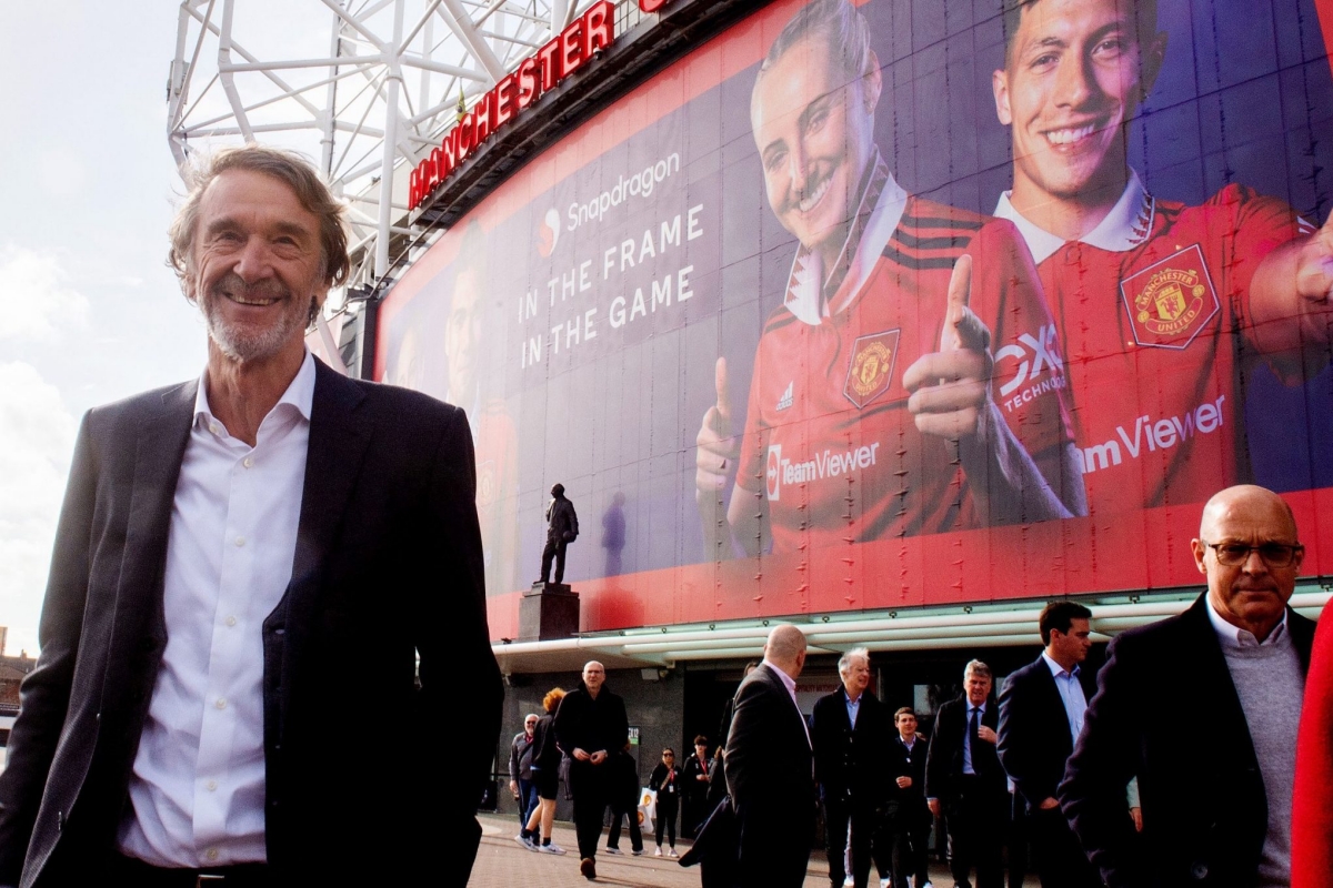 Manchester United đối mặt án phạt UEFA do xung đột quyền sở hữu