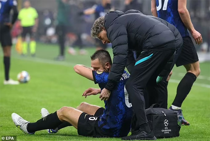 Inter Milan đối mặt với khủng hoảng trước thềm mùa giải mới