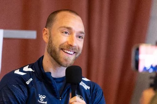 Man United tính toán lời đề nghị cho Eriksen, Simons mắt tới Premier League