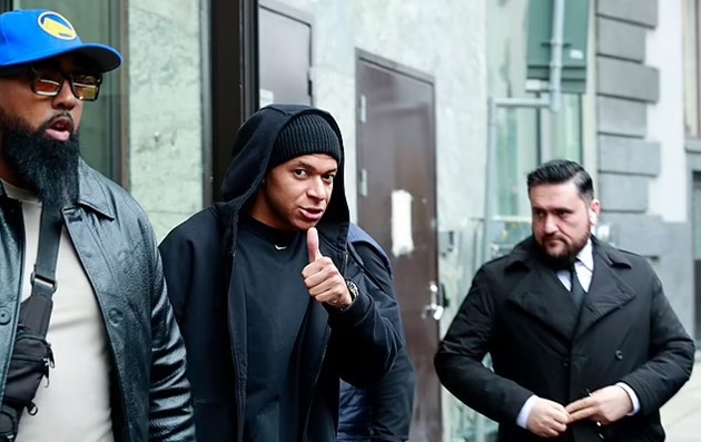 Kylian Mbappe tự bôi bẩn hình ảnh vì ngó lơ ĐT Pháp