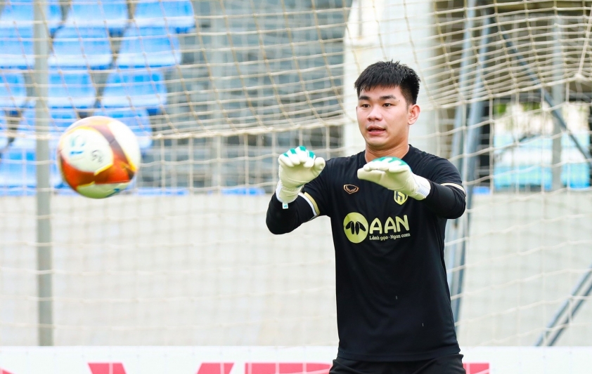 Thủ môn Văn Việt 