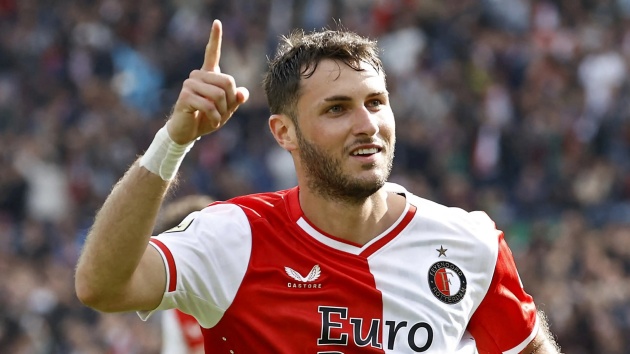 Arsenal tranh mua sát thủ Eredivisie với Real, Barca
