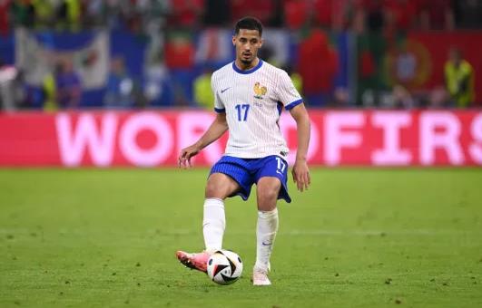 William Saliba: Từ viên ngọc thô đến trung vệ xuất sắc nhất thế giới