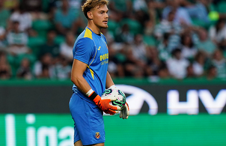 Chelsea Tiến Gần Đến Việc Chiêu Mộ Thủ Thành Filip Jorgensen