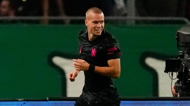 Mykhaylo Mudryk Tỏa Sáng, Enzo Maresca Động Viên Tiền Đạo Chelsea Tiếp Tục Cố Gắng