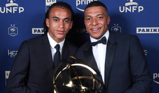 Khi Kylian Mbappe hy sinh giấc mơ Real Madrid vì em trai Ethan