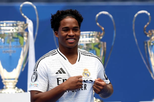 Thận trọng và tính toán: Real Madrid không vội vã với thần đồng Endrick