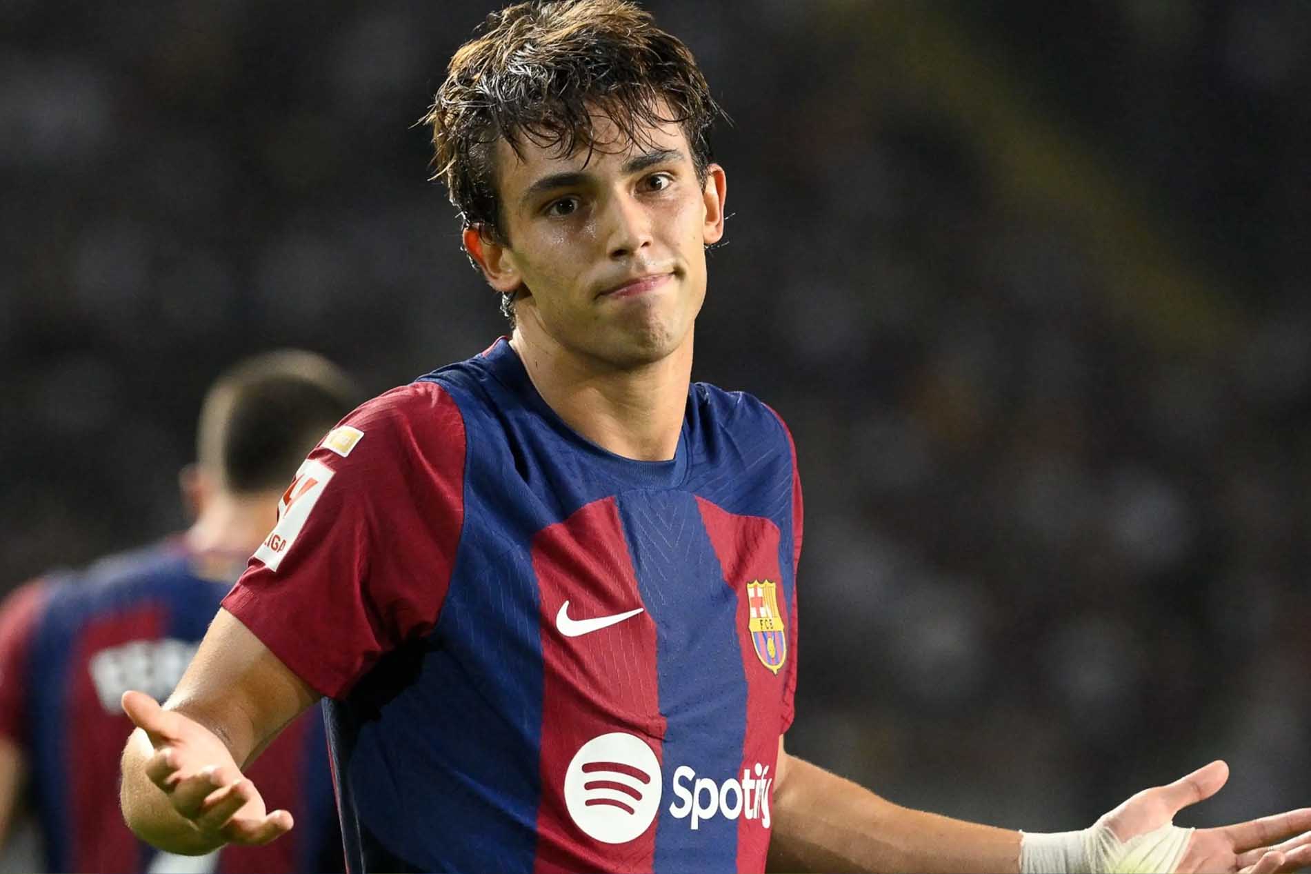 HLV Hans-Dieter Flick muốn Barcelona gia hạn với Joao Felix