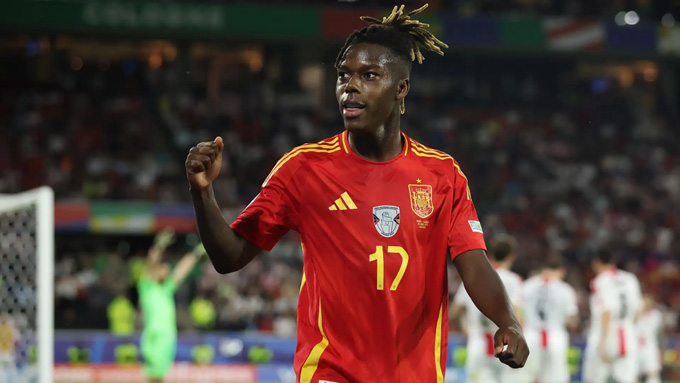 Barca thay đổi chiến lược: Tập trung vào tài năng trẻ thay vì vá lỗi tuyến giữa