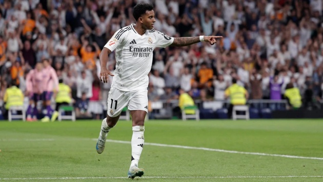 Chấn thương của Mbappe khiến Real Madrid chật vật tìm người thay thế trước thềm Derby