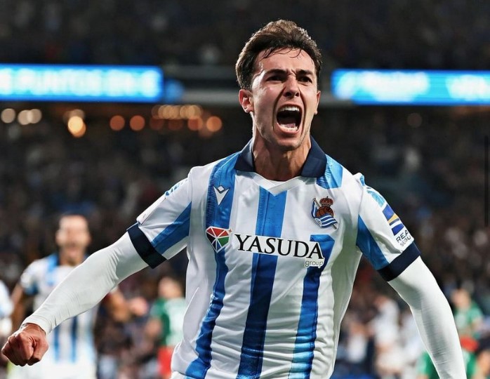 Liverpool và Arsenal trong cuộc đua căng thẳng giành Martin Zubimendi