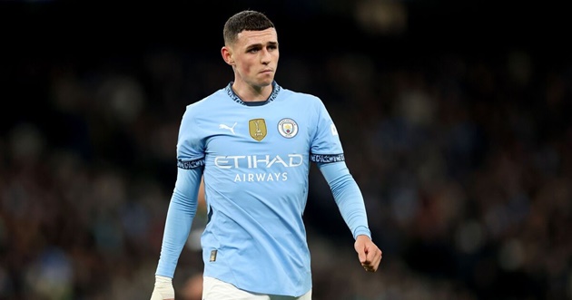 Phil Foden vật lộn với chấn thương, mất phong độ và những rắc rối ngoài sân cỏ