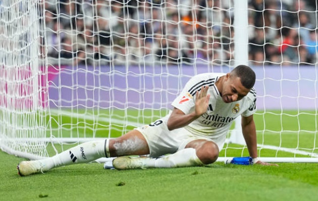 Real Madrid Tiếp Tục Bám Đuổi Barcelona Sau Chiến Thắng 2-0 Trước Getafe