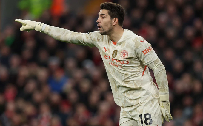 Ortega gây tranh cãi với phát biểu về Liverpool, HLV Guardiola đáp trả bằng chiến thắng