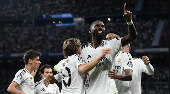 Cuộc chiến căng thẳng trên đỉnh La Liga Atletico vs Real