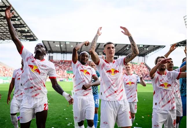 Dortmund vs Leipzig Trận chiến đỉnh cao trên sân nhà Signal Iduna Park