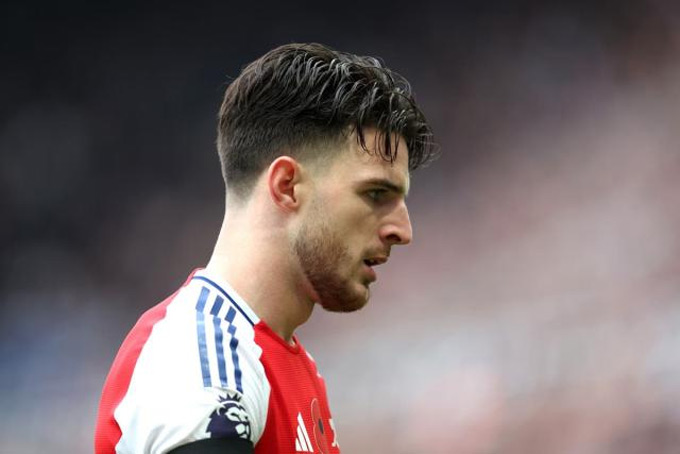 Arsenal chịu tổn thất kép về chấn thương trong trận hòa với Chelsea