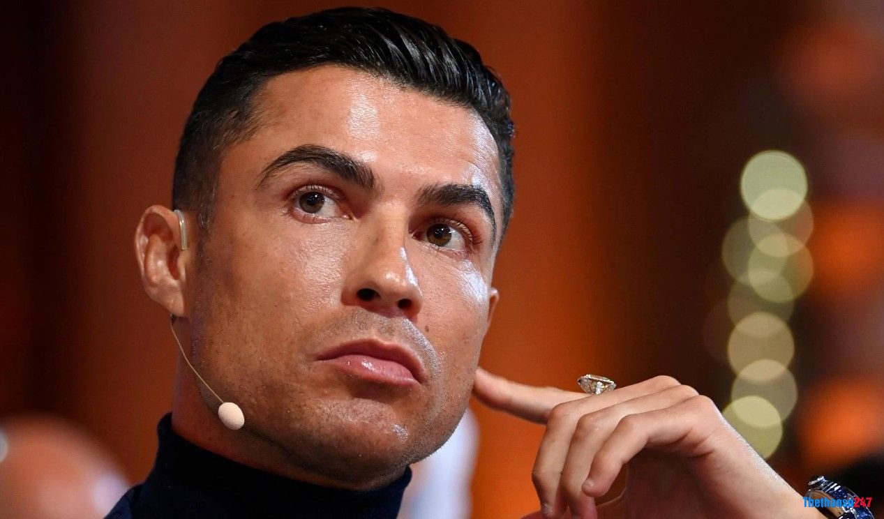 Ronaldo chê Ligue 1