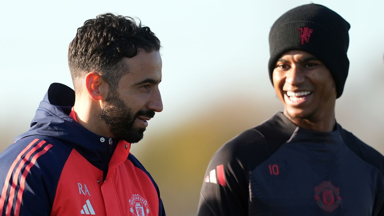 Amad Diallo Cứu Vãn Buổi Tối Trận Derby Manchester