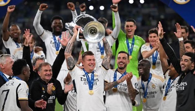 Toni Kroos mở ra cánh cửa trở lại Real Madrid sau khi giải nghệ