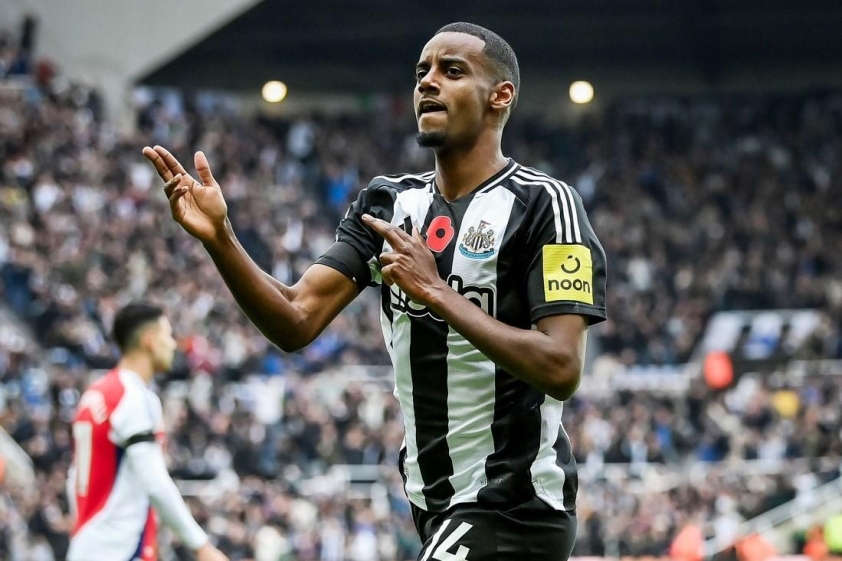 Arsenal khốn đốn sau chuỗi trận bết bát, sự vắng mặt của Odegaard để lại khoảng trống quá lớn