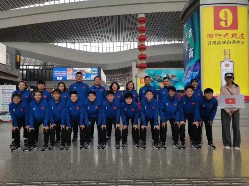 HLV Nguyễn Đình Hoàng gửi gắm niềm tin vào ĐT futsal nữ Việt Nam tại giải giao hữu quốc tế