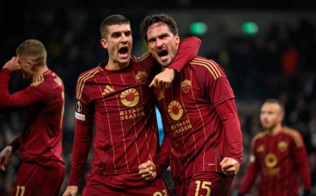 Tottenham Hotspur hòa đáng tiếc trước AS Roma trong trận cầu Europa League