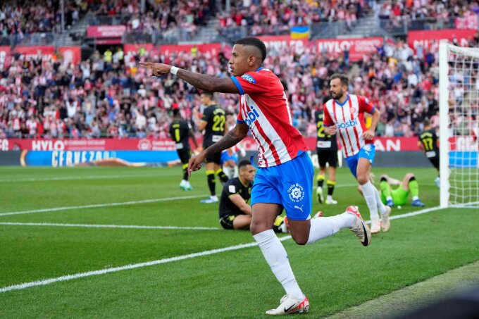Savio: Ngôi sao trẻ Brazil sắp cập bến Man City, phá vỡ quy định của UEFA