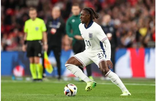 Eberechi Eze: Ngôi sao đang lên của nước Anh, được Tottenham và Man Utd săn đón