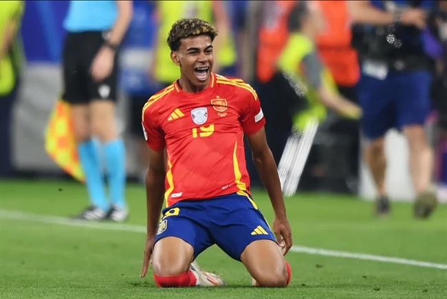 Tây Ban Nha Xưng Vương Euro 2024, Thống Trị Các Giải Thưởng Cá Nhân