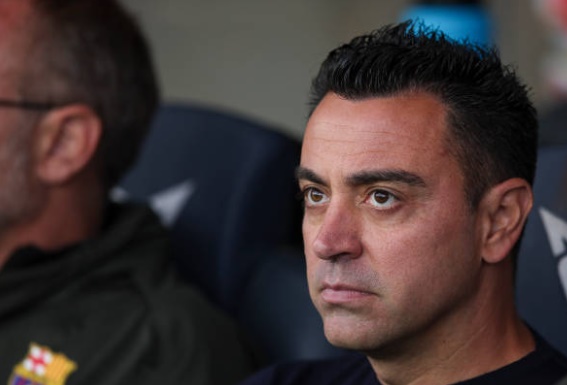 Sa thải Xavi, Barcelona tiết kiệm được 8 triệu euro