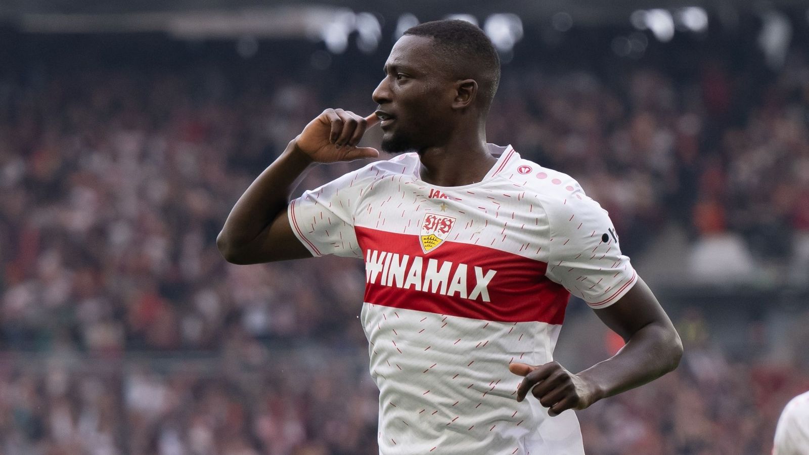 Serhou Guirassy gia nhập Borussia Dortmund với mức phí 17,5 triệu euro