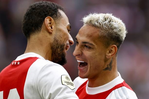 Antony có thể tỏa sáng trở lại dưới sự hỗ trợ của đối tác cũ Mazraoui tại Manchester United