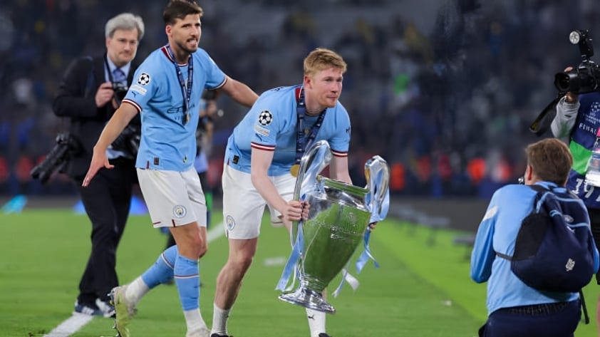 De Bruyne mở cửa khả năng chuyển đến Saudi Pro League
