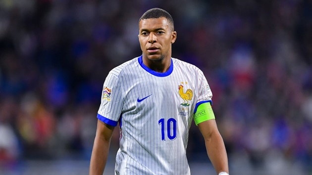 Kylian Mbappe tự bôi bẩn hình ảnh vì ngó lơ ĐT Pháp