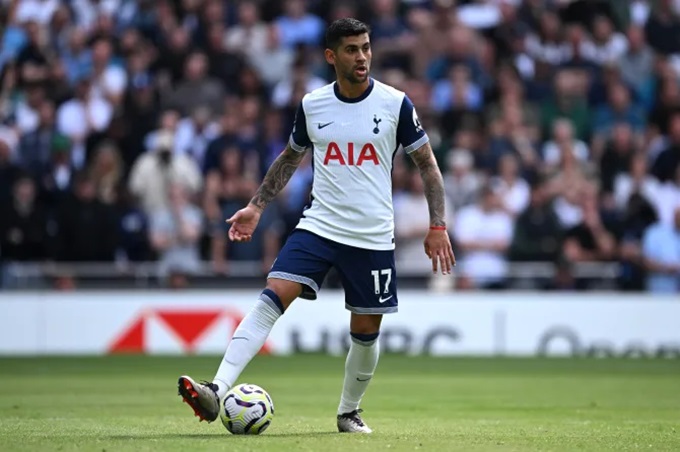 Tottenham Hotspur Romero kêu gọi thay đổi, chỉ trích Levy