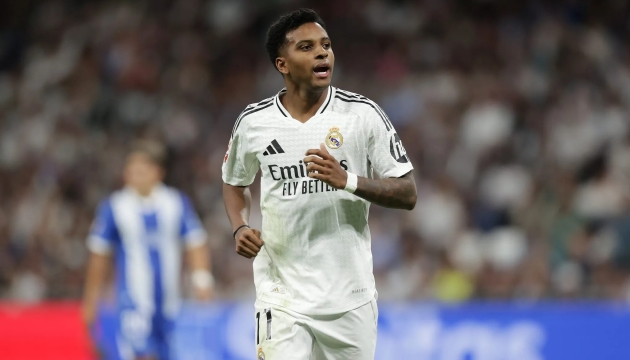 Rodrygo sẵn sàng trở lại và đảm nhận vai trò tiền vệ tấn công của Real Madrid