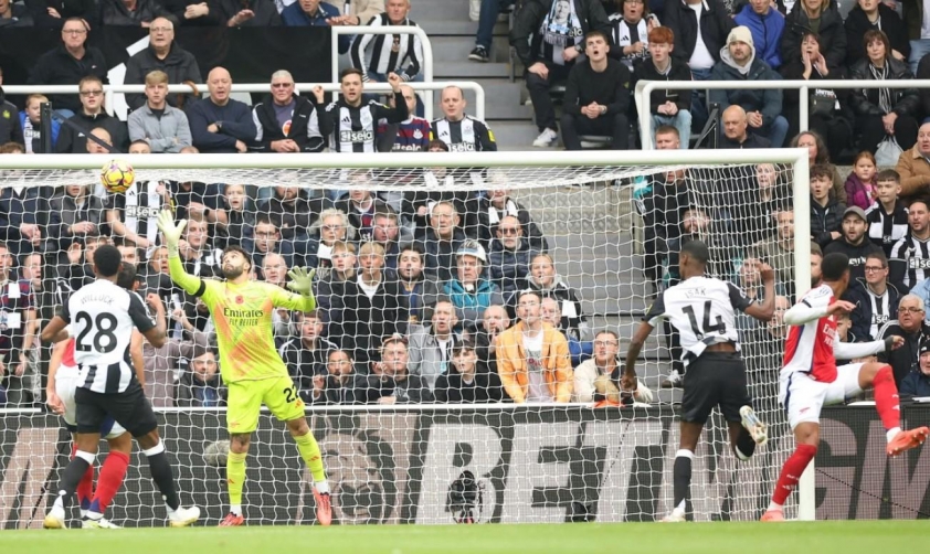 Sự Vỡ òa Của Người Anh Hùng Trong Phòng Thu Của BBC