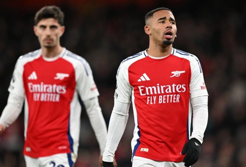 Arsenal trượt dài trong cuộc đua vô địch với vấn nạn 