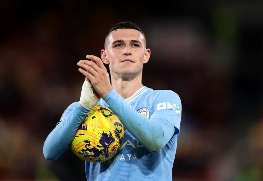 Phil Foden chỉ thẳng hai điểm yếu của bản thân trước trận gặp MU